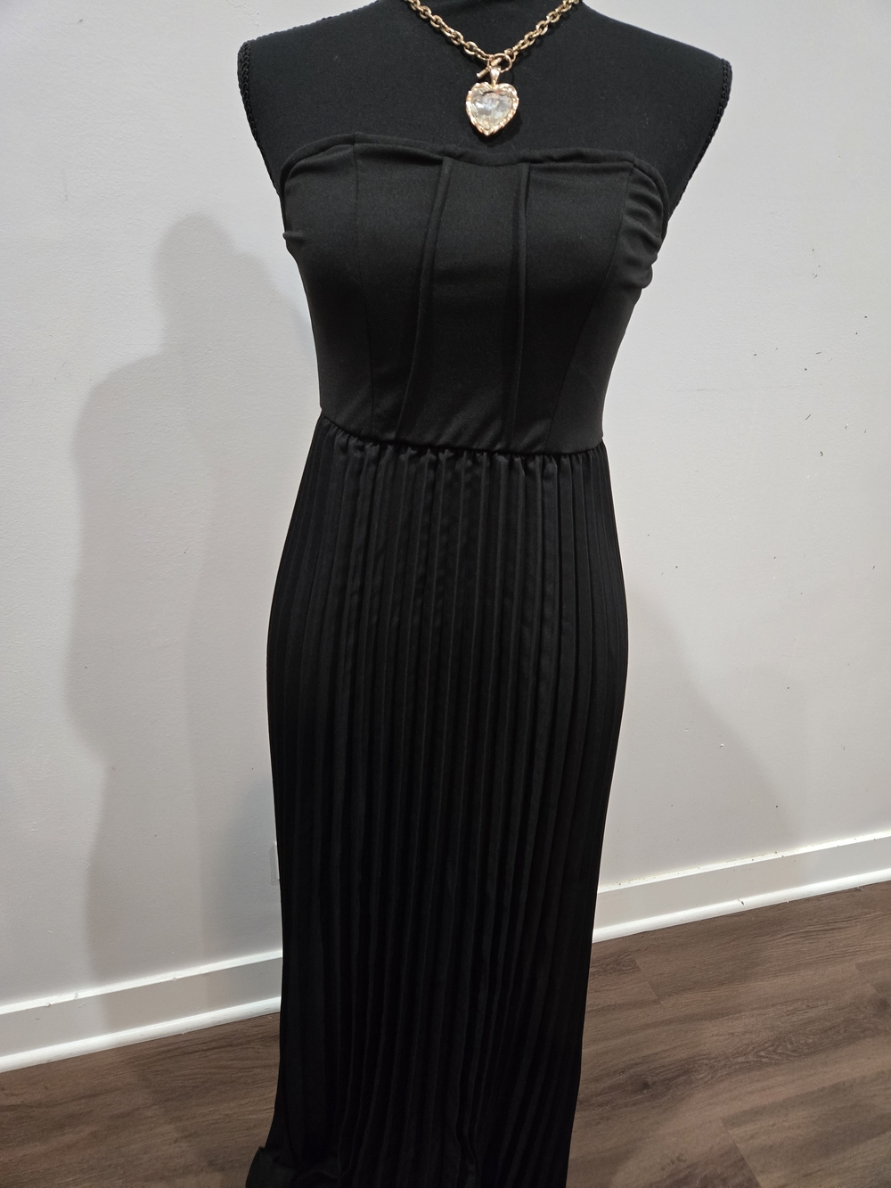 Classic Black Strapless Pleated Maxi Dress